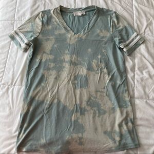 Pink Republic Short sleeve varsity tee